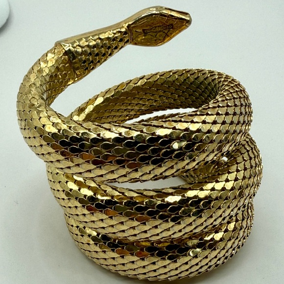 Vintage Whiting & Davis Gold Tone Mesh Serpentine Wrap Around Snake Bracelet - Picture 8 of 13